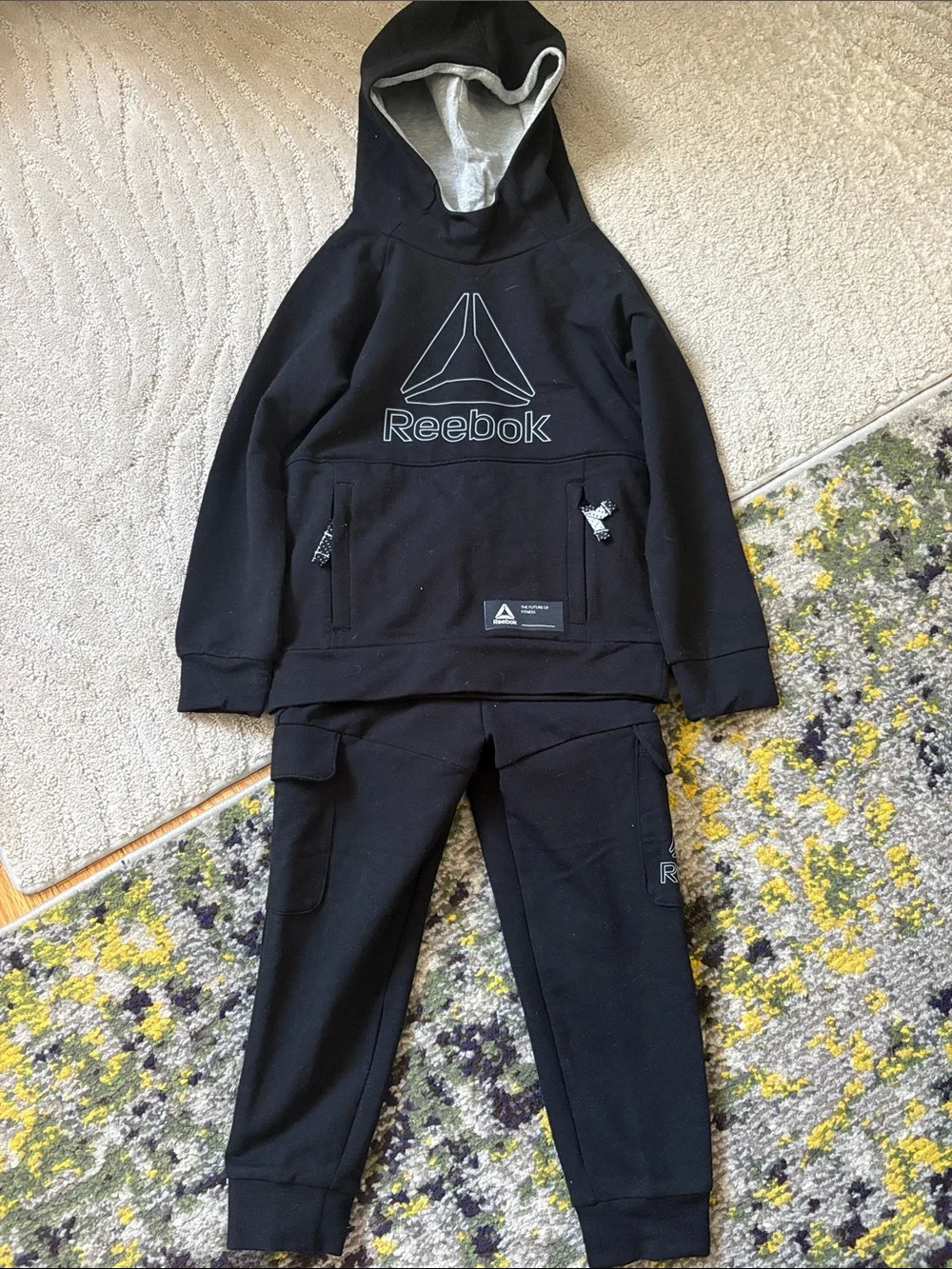 Reebok sweat set scuba hoodie and cargo pants